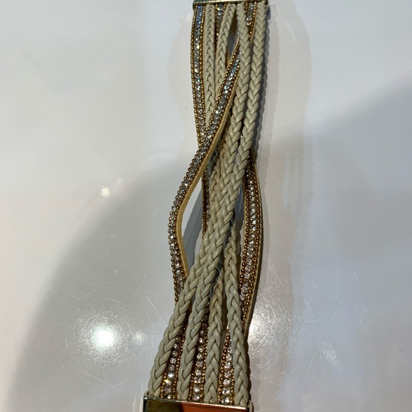 Stylish leather bracelet - Picture 5 of 6